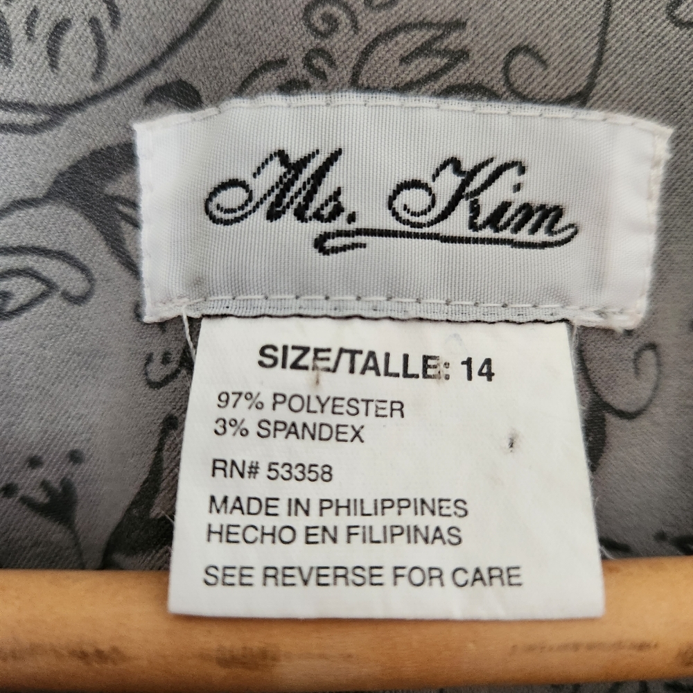Ms. Kim Gray Blouse with Pearlized Buttons, Size 14 - Picture 3 of 5